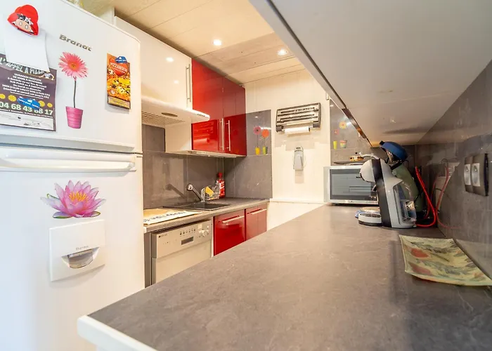 Les Eaux Vives 1 * Fleury (Aude)